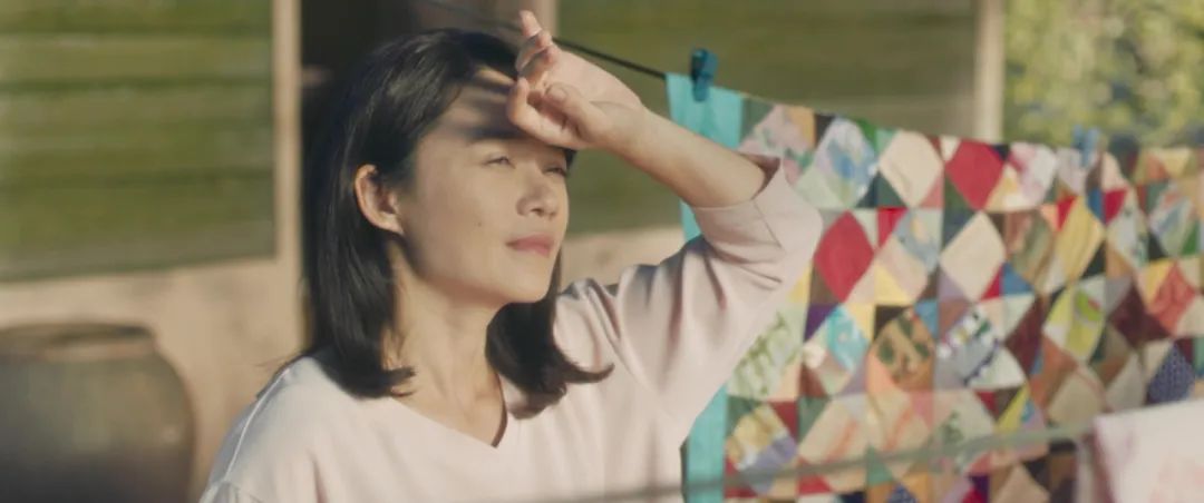 一個(gè)中年女性要成為自己，究竟要付出多大代價(jià)