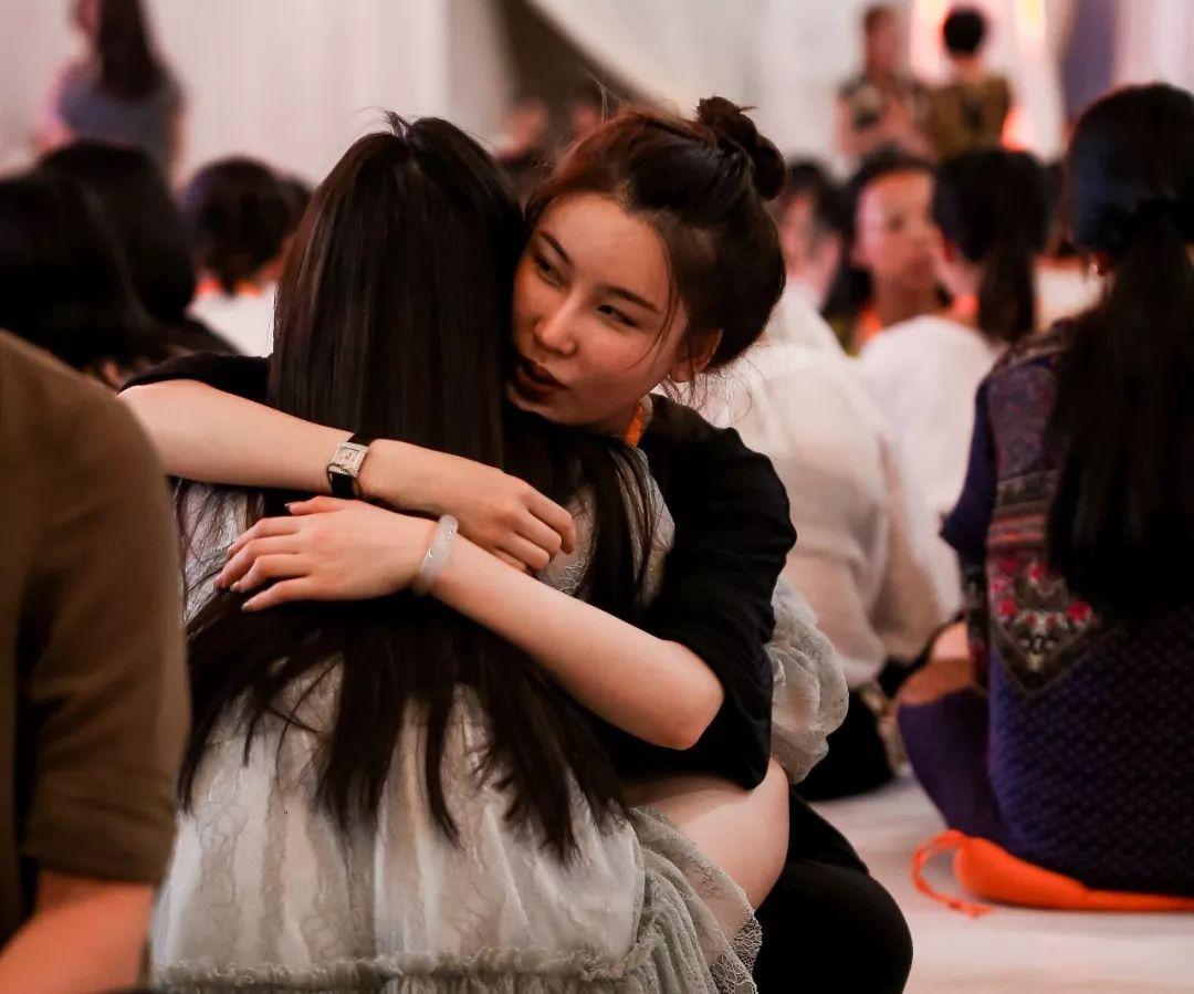 照顧自己內(nèi)在的小孩是一個(gè)重新認(rèn)識(shí)自我的過(guò)程