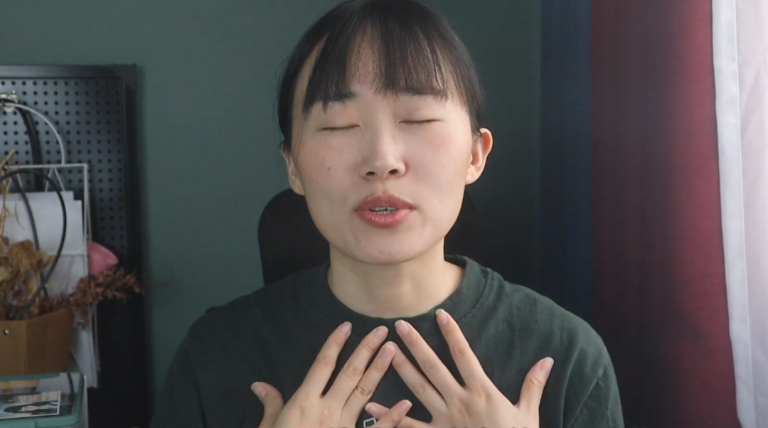 一上學(xué)就頭疼，上班就難受，可能是因?yàn)檐|體化了