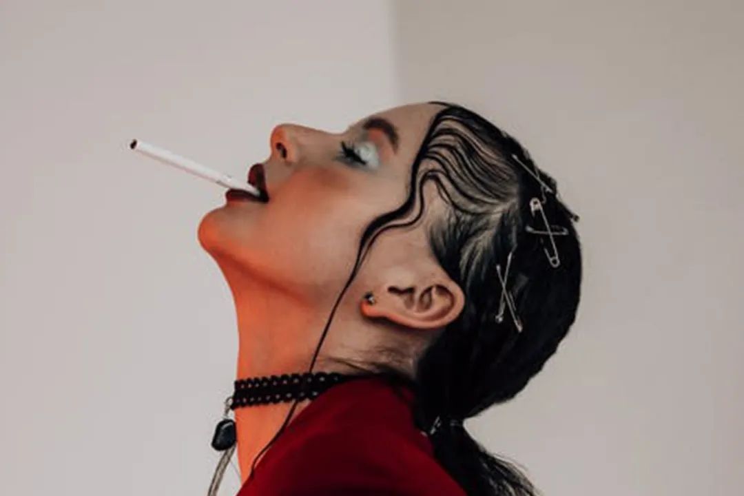 男人和女人誰更現(xiàn)實？