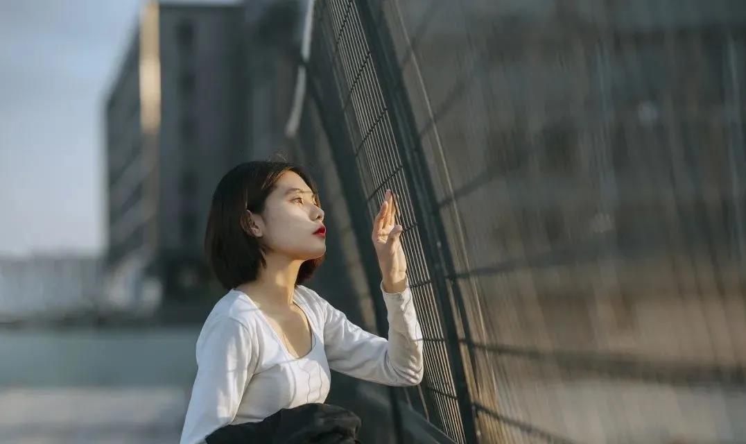 什么樣的女生一看就很窮？