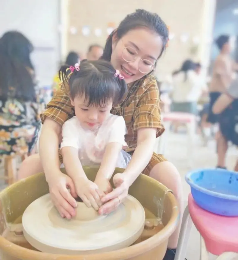 成為媽媽的女人更應(yīng)該愛自己