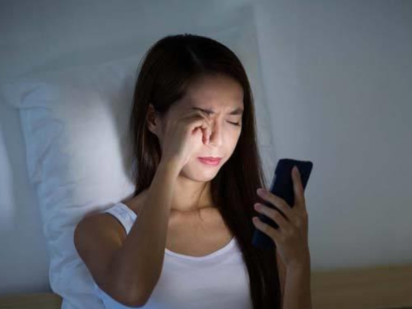 你喜歡的女生不回消息，應(yīng)該如何應(yīng)對(duì)？