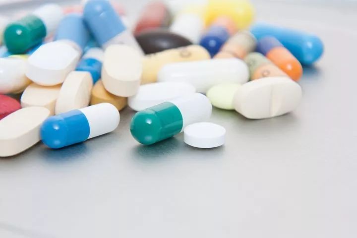 治療抑郁癥，應該用什么抗抑郁癥藥物？